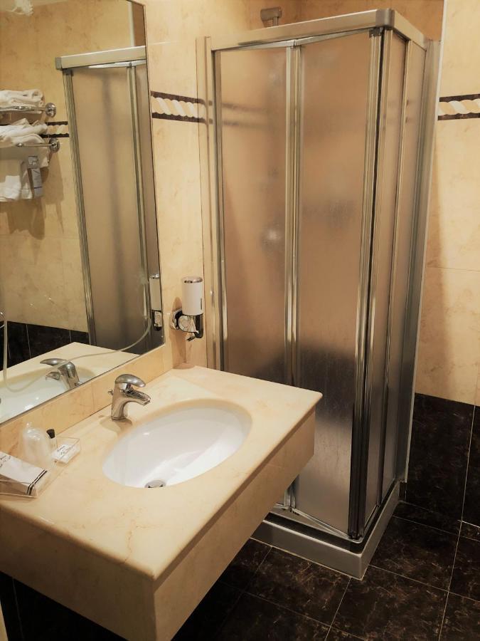 Hotel La Noce Chivasso Kültér fotó