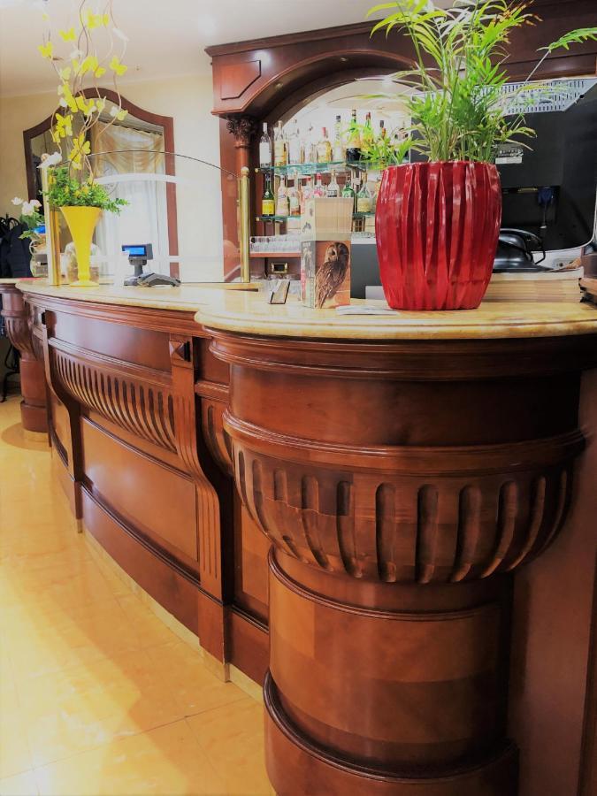 Hotel La Noce Chivasso Kültér fotó